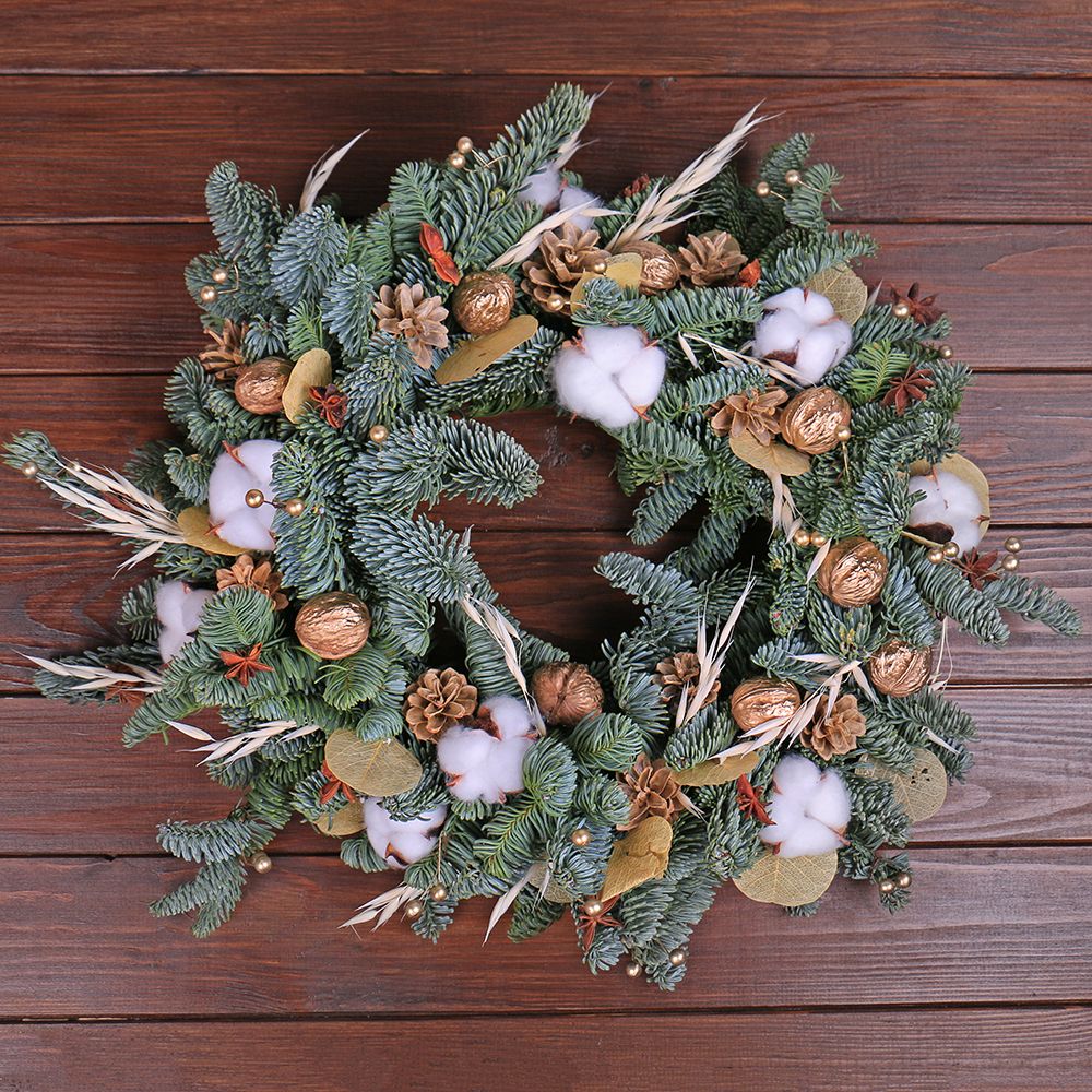 Christmas wreath of spruce 