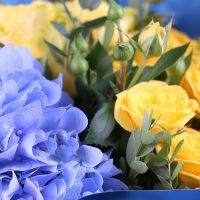 Blue and yellow bouquet Bexley