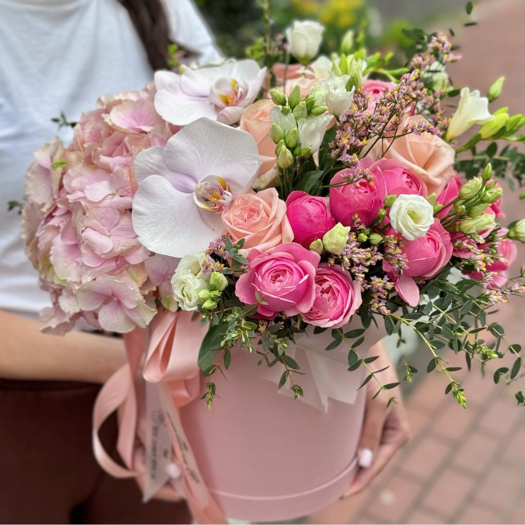 Квіткова композиція Любов 81 $