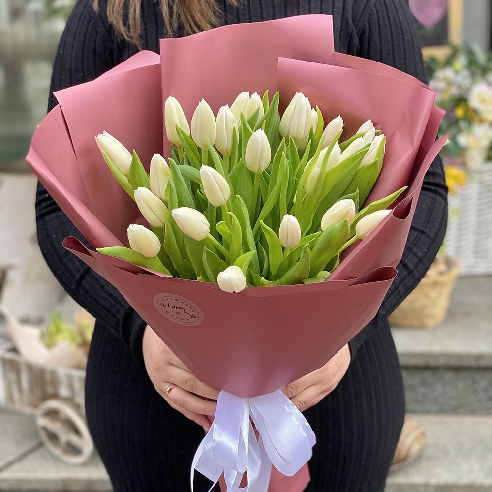 25 белых тюльпанов Васильков