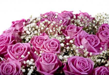 Цветы поштучно розовые розы