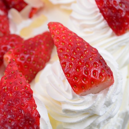Cake with strawberry