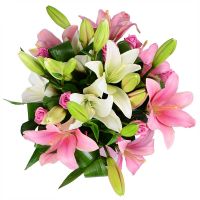 Bouquet With roses and lilies