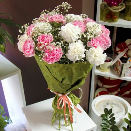 Bouquet with carnations Bouquet with carnations