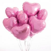 7 розовых фольгированных сердец