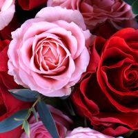 Букет цветов Рубиновый Ковентри
														
