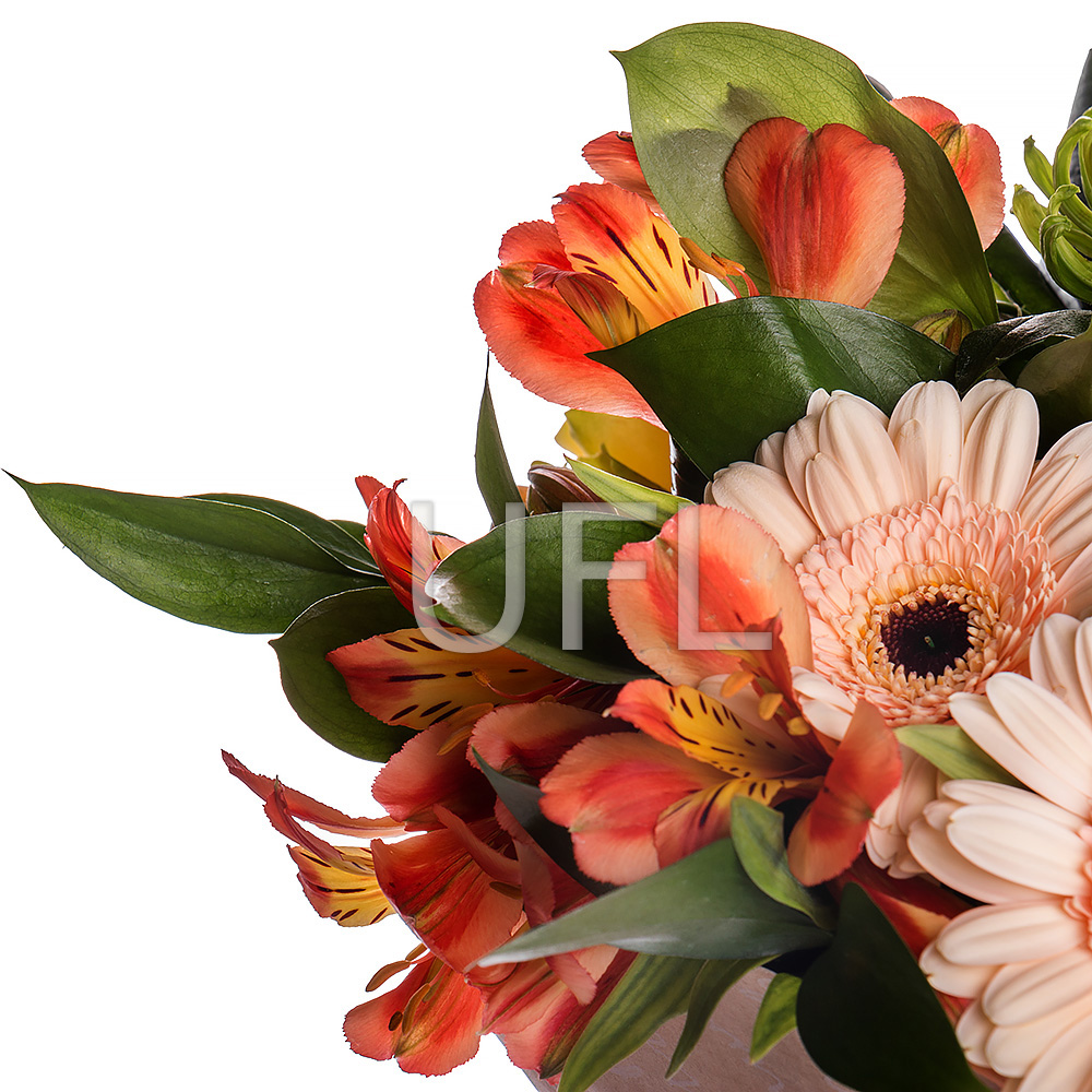  Bouquet With tenderness
													