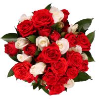 Букет цветов Рубин
														