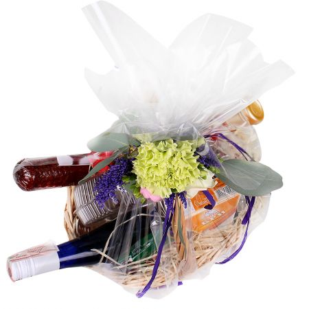 Basket tasty gifts