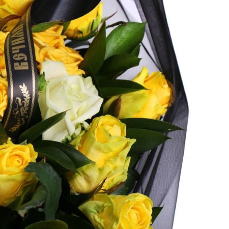 Funeral bouquet in gold color