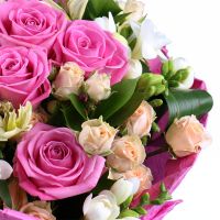Букет квітів Мелодія троянд Белу-Орізонті