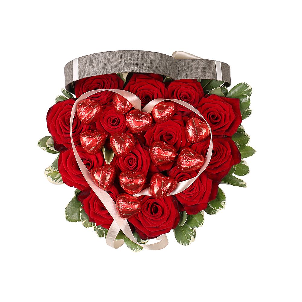 Сердце из роз с конфетами  177 $