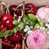  Bouquet Berry-flower mix Crimea
														
