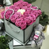 Букет Рожеві троянди в коробці
