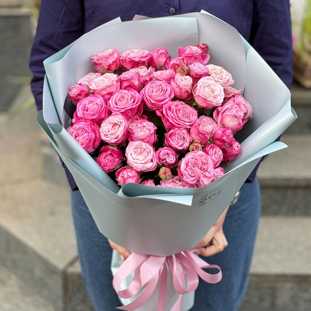 9 pink spray roses 126 $