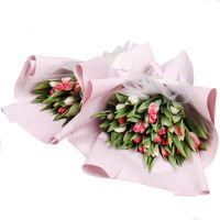 Комплект букетів з тюльпанів до 8 Березня Бобруйськ