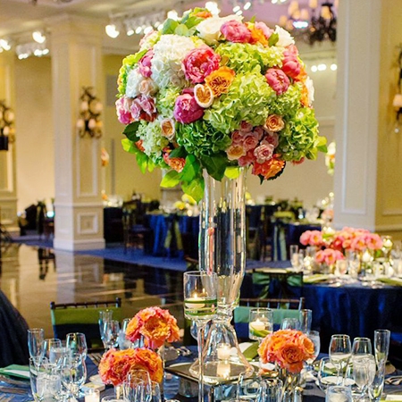 Table arrangement (10)