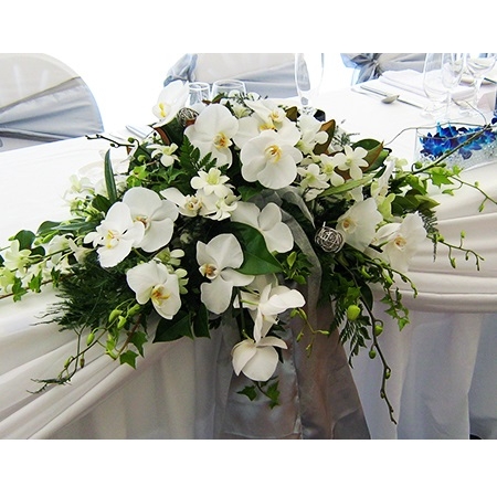 Table arrangement (2)