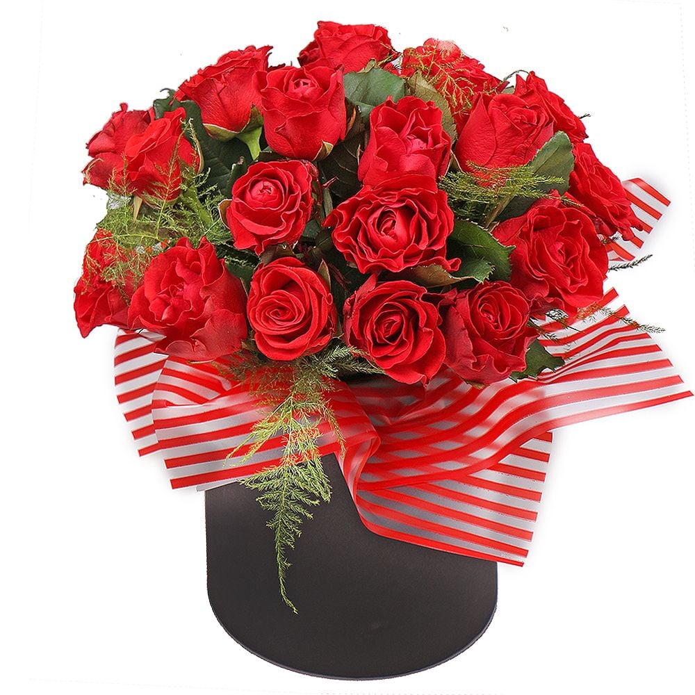 Красные розы 25 в шляпной коробке Сахивал