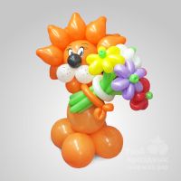 Львенок с цветами из шариков