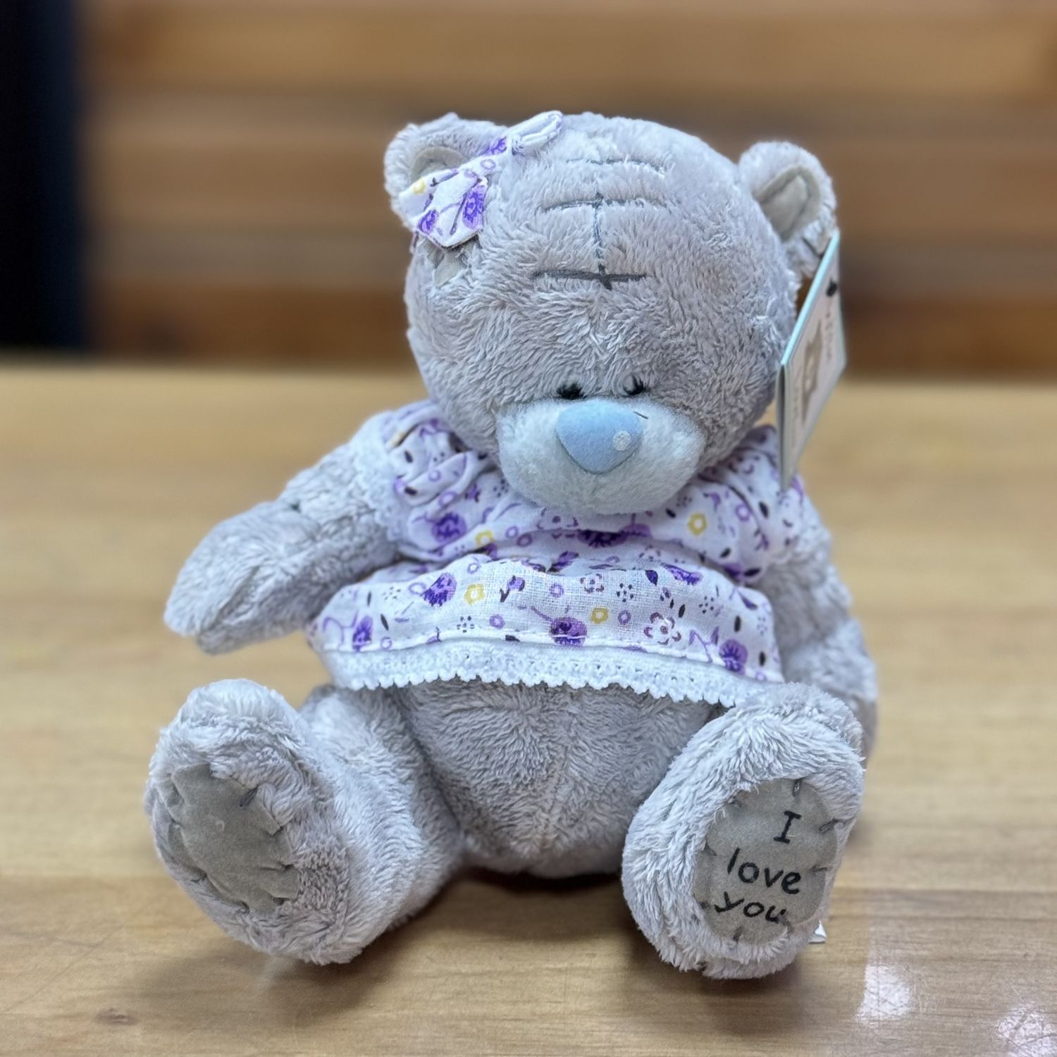Grey teddy in a dress Villars-sur-Glane
