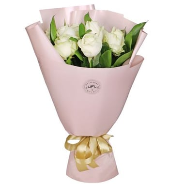 Букет 7 белых роз Нацерет-Илит