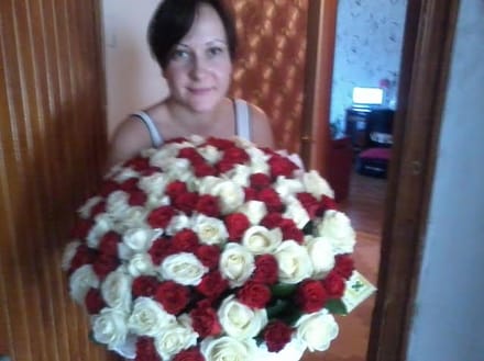 Доставка квітів Веселіново