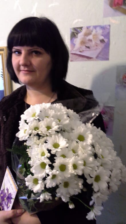Доставка квітів Узин