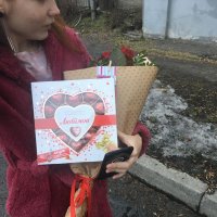 3 roses + chocolates - Lutsk