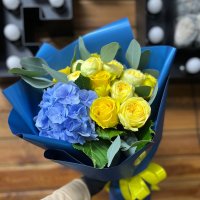 Blue and yellow bouquet