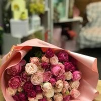 Букет 11 кустовых роз
