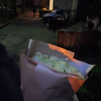 Цветы поштучно белые розы