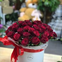 Букет квітів Карміновий сюрприз - Київ