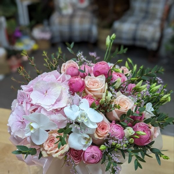 Flower arrangement With Love - Volochisk