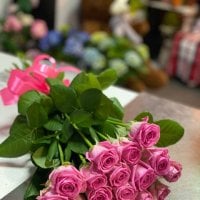 Квіти поштучно рожеві троянди - Синджера