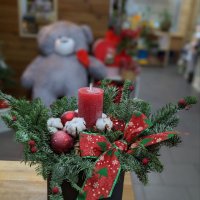 Kyiv cake with Christmas decor