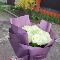 Promo! 25 white roses