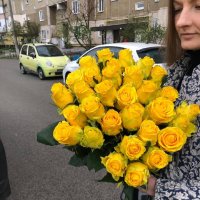 Yellow roses by the piece - Kiev - Svyatoshinskiy district