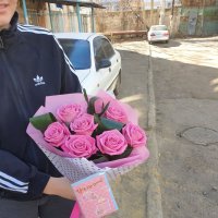 Of 9 pink roses - Puhovka